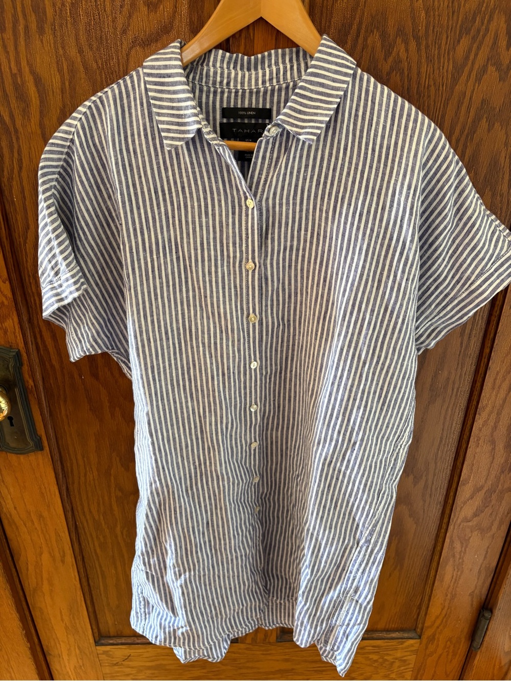 Tahari Linen Shirt Dress Striped Size Medium Excellent condition